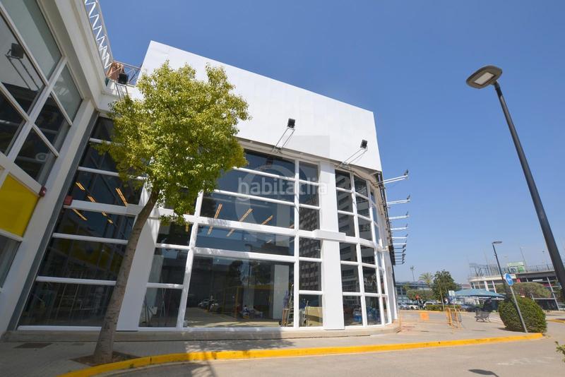 Foto 3643f41f-e59a-4a06-a1f1-ed1f4f209072. Alquiler local comercial local grandes dimensiones en Alfafar