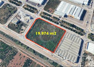 Solar industrial a Quartell. Parcela en quartell