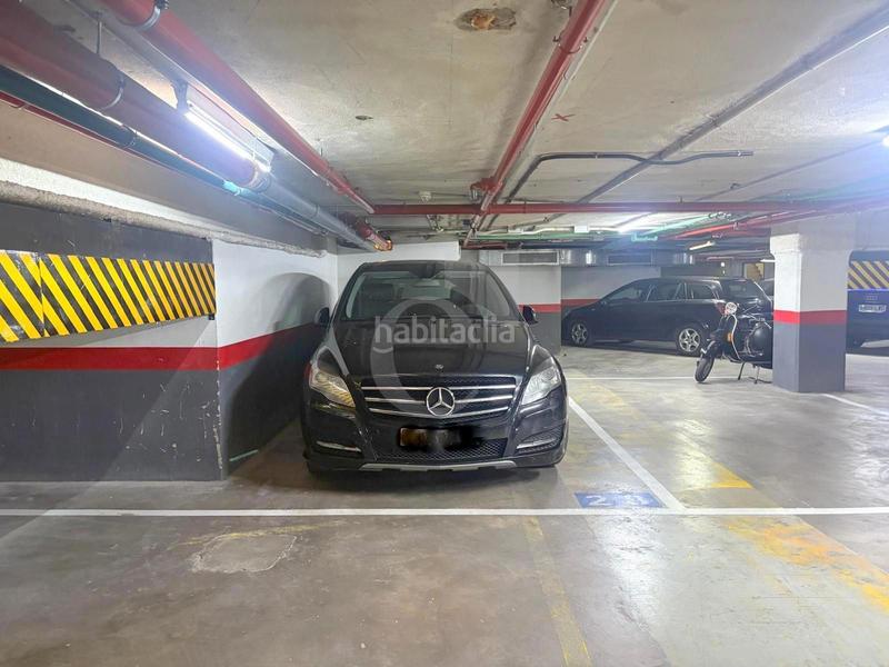 Foto 4a803d1d-033d-4351-8b12-37449dd129ee. Aparcament cotxe a Sant Francesc Valencia