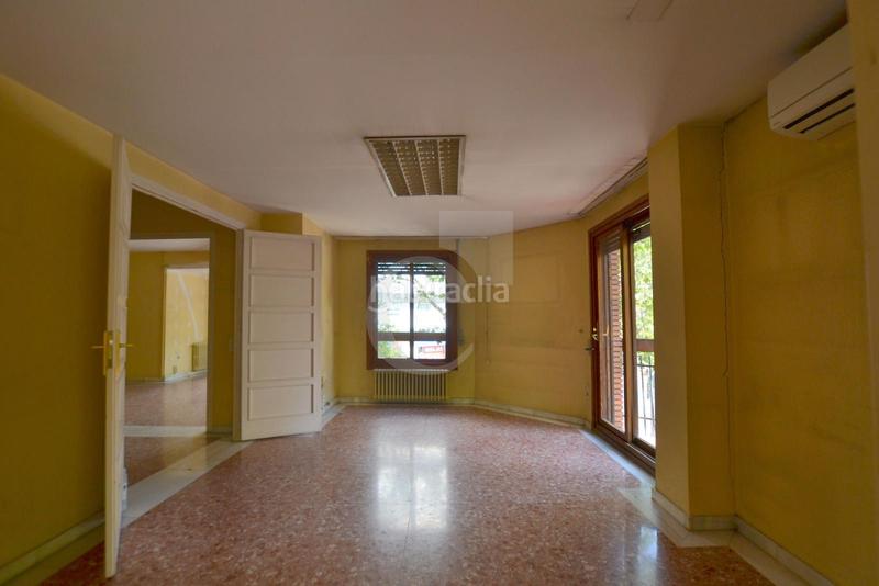 Foto 3e0f6b73-1bb4-4581-a7d8-11291294d2fe. Rent flat in Exposició Valencia