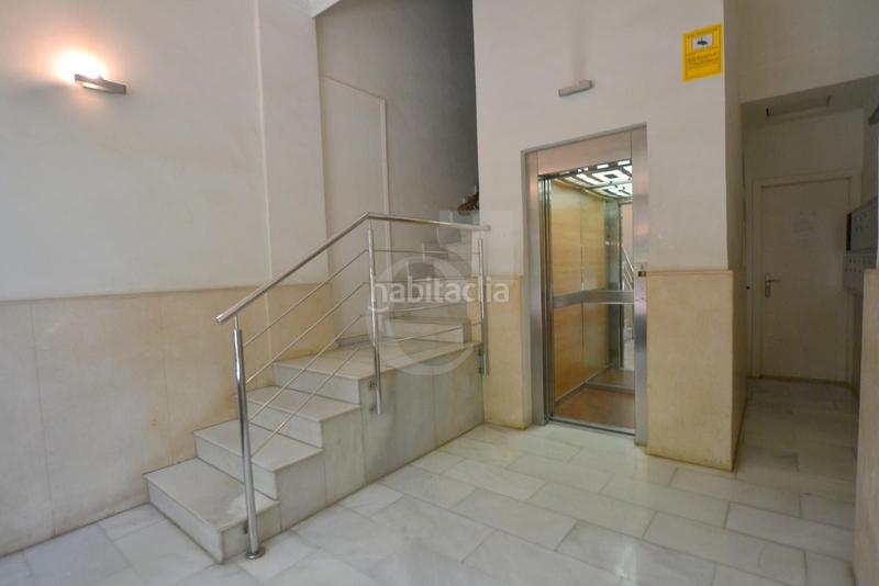 Foto 06b4b766-1f71-4058-91cd-d5f6b58cf9b4. Piso  en avda reino en Russafa Valencia