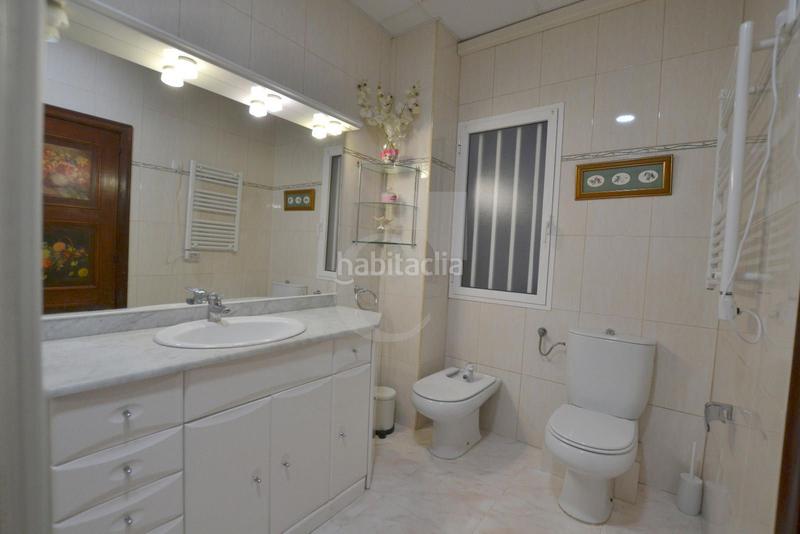 Foto 36d3a263-f4ba-43b0-8791-e1fb8dccb9e0. Piso  en avda reino en Russafa Valencia