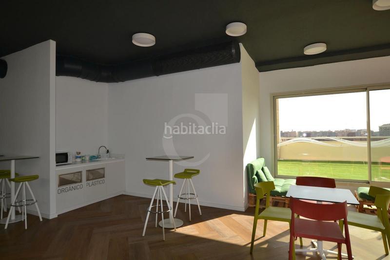 Foto 27781d94-0cc5-4be0-a6ac-5414f2371905. Alquiler oficina  en zona campanar en Barrio de Campanar Valencia