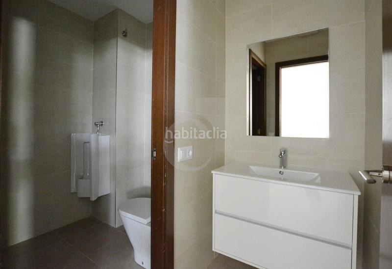 Foto 469dae07-da19-47fd-bde3-426f0aeb8b5d. Alquiler oficina  en zona campanar en Barrio de Campanar Valencia