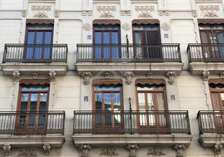 Location Appartement à Russafa. Vivienda en el centro con garaje