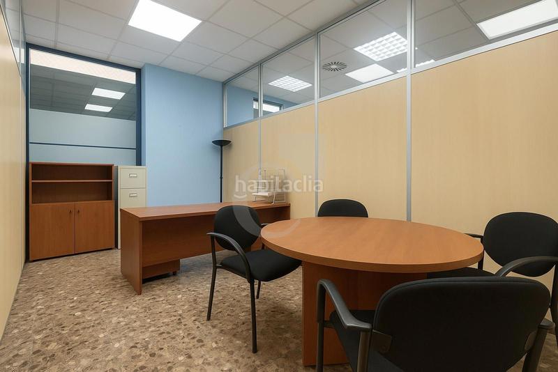 Foto dde229ce-acc6-4943-9a0e-5d319ea8f116. Lloguer oficina amb calefacció a El Grau Valencia