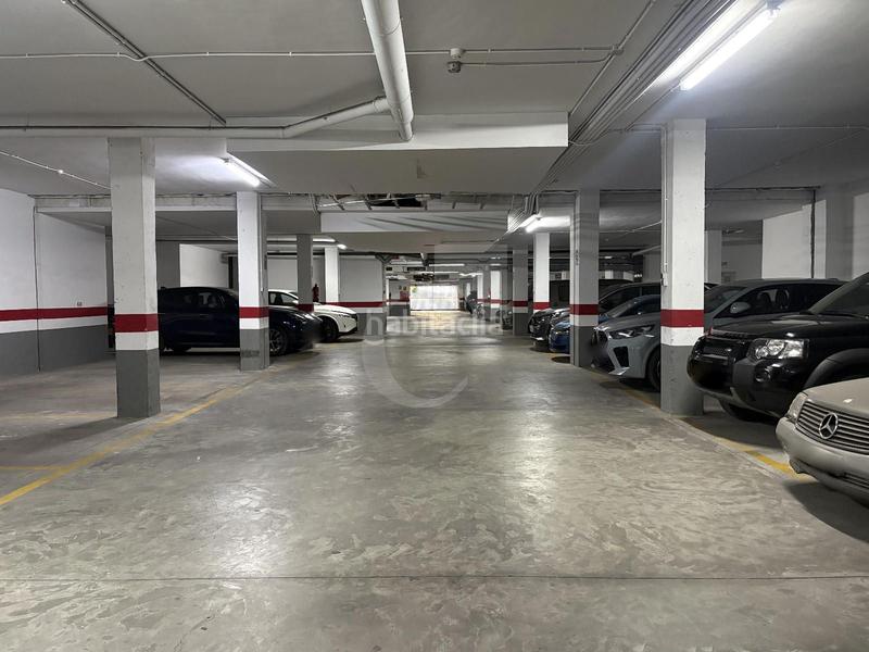 Foto c9d8a275-fd66-4d4d-a94e-7c33e3ea58af. Miete autoparkplatz in príncipe felipe 2 in Rocafort