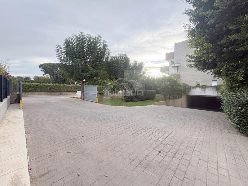 Foto 9b67ea39-97d0-4034-a81d-e2dc4d5b98eb. Miete autoparkplatz in príncipe felipe 2 in Rocafort