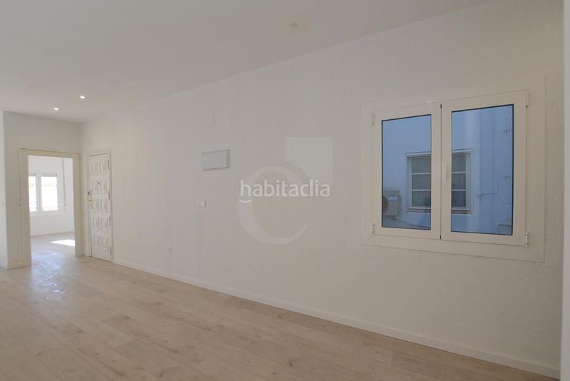 Foto a853d8ce-86ec-4866-a209-3ad7bb695332. Miete etagenwohnung in Russafa Valencia
