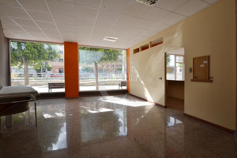 Foto e3b23319-f7b6-4a01-b5ef-ea050f090a74. Alquiler local comercial local en Museros