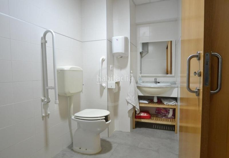 Foto a7154a9d-3661-4e6c-8641-f7f3ad0ba98d. Lloguer oficina amb calefacció a Jaume Roig Valencia