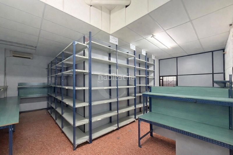Foto c3f4ba3e-c1cb-4ab7-93d8-50a659780ae7. Büro mit heizung in La Carrasca Valencia