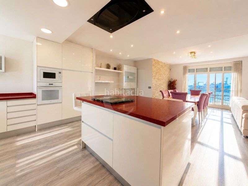 Ático vivienda con vistas al mar zona puerto en El Cabanyal-El Canyamelar Valencia - Imagen 4