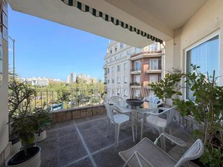 Flat in Gran Via. Piso en jacinto benavente