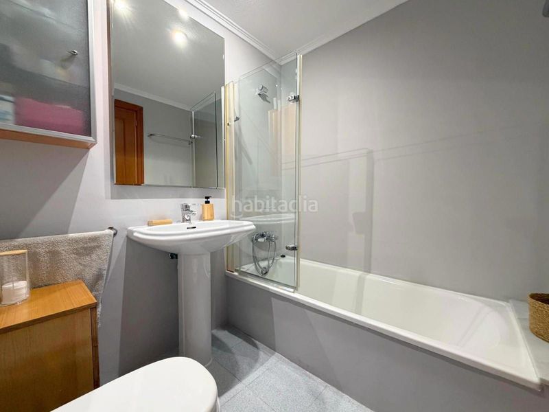 Foto bdd57d3d-f437-4be7-986f-00cb16c2102d. Pis a Ciutat Jardí Valencia