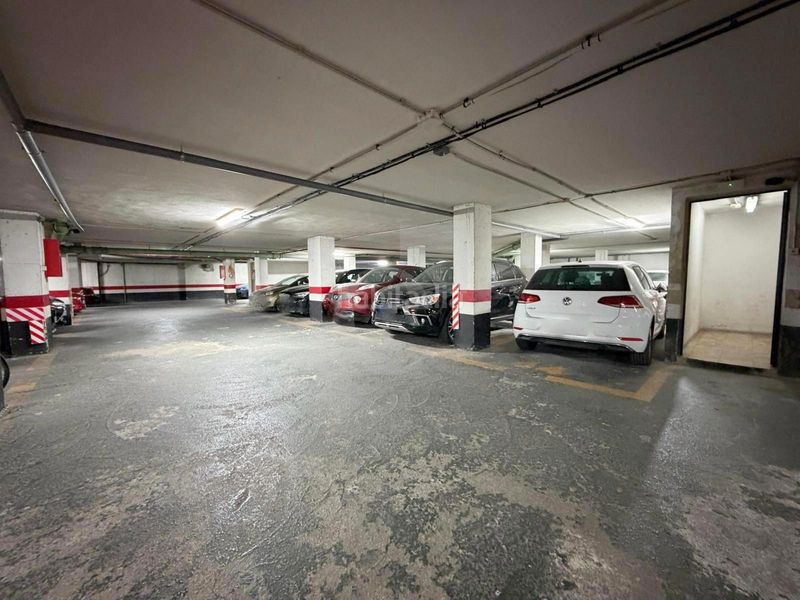 Foto f8935c46-76e0-417b-b100-e76e30d5454c. Pis a Ciutat Jardí Valencia
