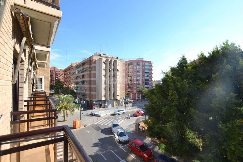 Foto 162b74e5-7eb3-44db-83a8-d303fb59e18e. Pis amb aparcament a Mestalla Valencia