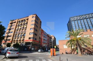 Appartamento  Calle chile 13. Vivienda junto a av. aragón
