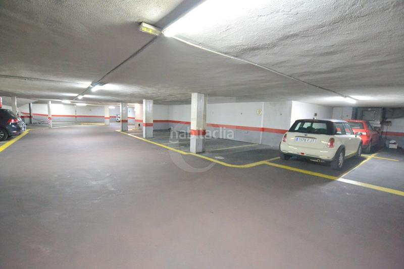 Foto 21b6dfbd-28a8-4b3a-be46-62be1364c64a. Autoparkplatz in Sant Francesc Valencia