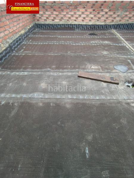 Foto 1737c744-01aa-43de-948b-ade35e611440. Casa  en venta en cruz del inglés. en Centro Alcalá de Guadaira