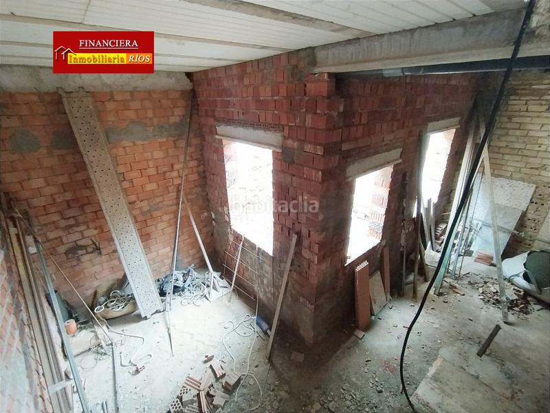 Foto b45a9501-b381-42ae-8c05-22a86031da9f. Casa  en venta en cruz del inglés. en Centro Alcalá de Guadaira