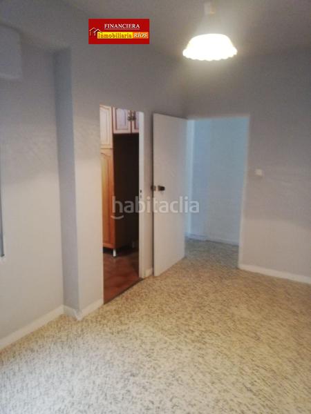 Foto d540e265-c3e5-46dc-a99e-10de0486d0b5. Piso  en venta en zona Centro, 3 dormitorios. en Alcalá de Guadaira