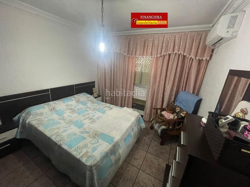 Foto 9466cf43-bdb6-43a7-b8fb-075e2a150de4. Piso  en venta en pablo vi, 3 dormitorios. en Alcalá de Guadaira