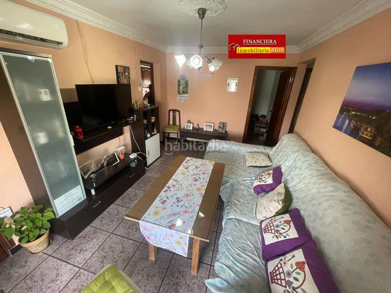 Foto ee0d3e92-a8e8-448d-aca0-340bbbbf27b2. Piso  en venta en pablo vi, 3 dormitorios. en Alcalá de Guadaira