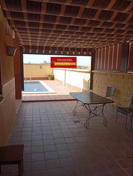 Foto 738cf299-a8e3-468f-bdf6-e65ba0eda8de. Chalet  en venta en campo alegre, 5 dormitorios. en Alcalá de Guadaira