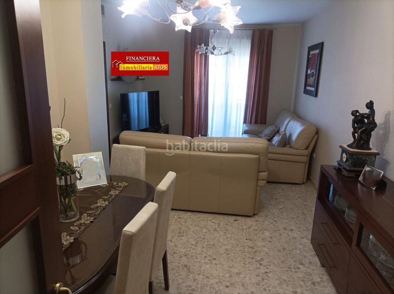 Foto c5506858-a0b0-4243-abb3-77c989ca6492. Flat with parking in Centro Alcalá de Guadaira