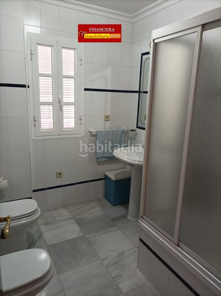 Foto cc33fd87-3b78-4f93-aab6-2ea7ad3778df. Alquiler casa  en alquiler en zona Centro. en Alcalá de Guadaira