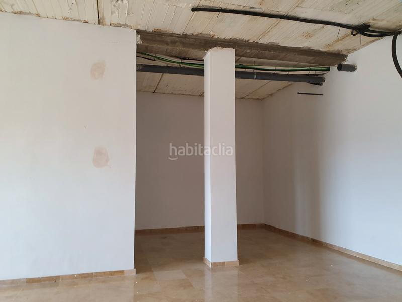 Foto 3a1ab7d0-3889-4ee4-81ad-ae99c7a26bc0. Ufficio in Avenida Juan Diego Bormujos