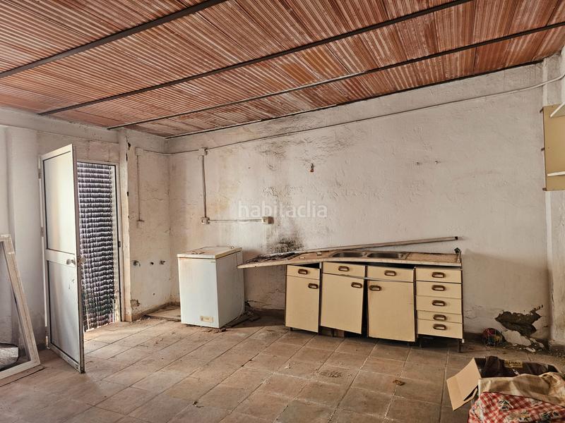 Foto 749a71be-d0dc-47d8-acaa-75c6952512c8. Casa adosada ocasión!!! gran casa de pueblo con amplio patio trasero y posibilidad de preparar dos viviendas!!! en Salteras
