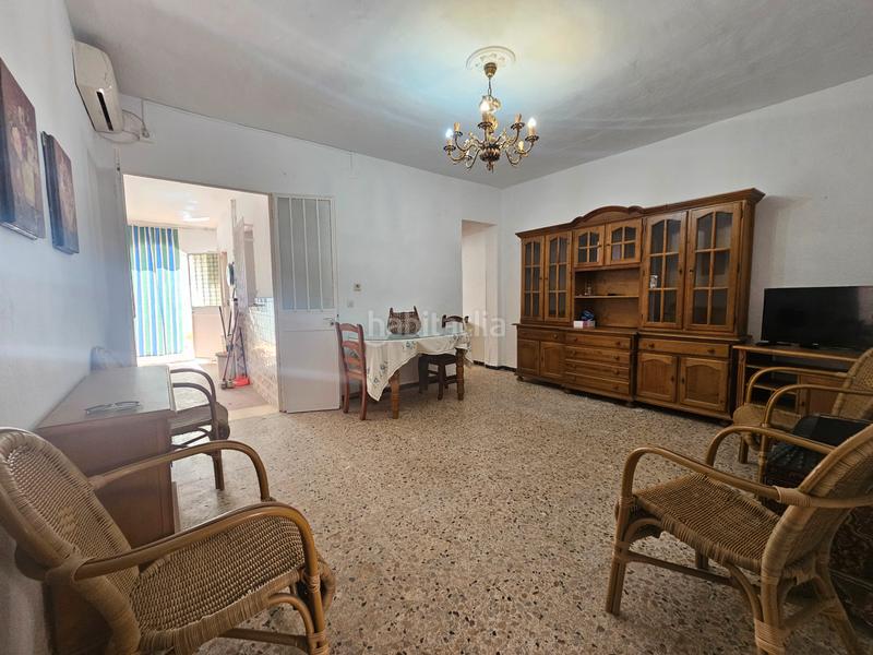 Foto 7732e6e7-d98c-48b4-bbad-91336bf69786. Casa adosada ocasión!!! gran casa de pueblo con amplio patio trasero y posibilidad de preparar dos viviendas!!! en Salteras