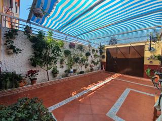 Casa adossada en Benacazn. Oportunidad!!! gran chalet adosado con amplio patio y espectacul