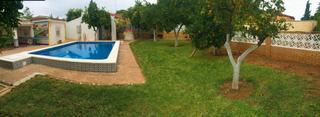 Lloguer Xalet a Umbrete. Ocasión!! chalet independiente de una planta con piscina y gran