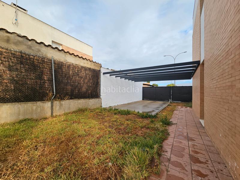 Foto 09176729-3219-434d-a210-c559420f198e. Casa pareada ocasión!!! gran chalet pareado de diseño con amplia parcela!! en Espartinas