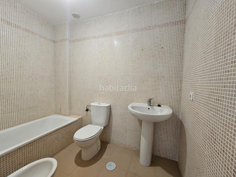 Foto 66577890-2fe9-4df7-b621-e0172550291e. Casa pareada ocasión!!! gran chalet pareado de diseño con amplia parcela!! en Espartinas