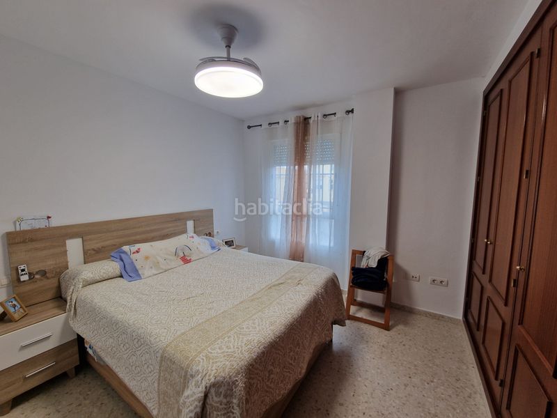 Foto f8d1fa40-7b71-4463-bfb8-1e3711433557. Casa adossada amb calefacció aparcament a Benacazón