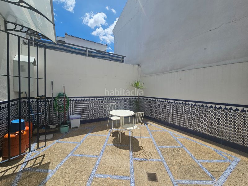 Foto a6071fba-48fc-4977-a1ec-23b6785eabfd. Casa adossada amb calefacció aparcament a Umbrete