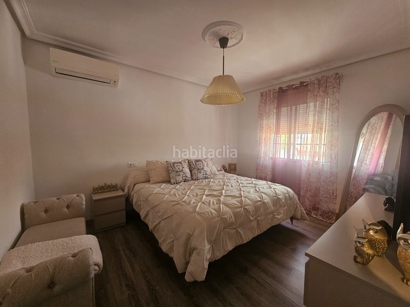 Foto f999d639-11b6-4308-89e3-c9437a1c2131. Casa adossada amb calefacció aparcament a Umbrete