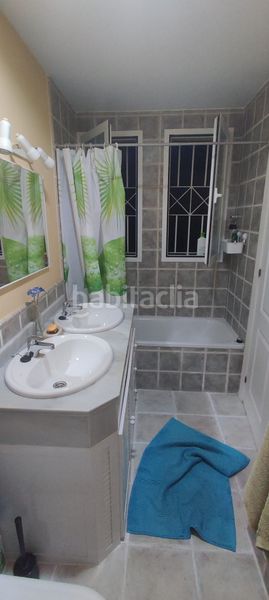 Foto 3d0d31ce-286b-4070-a1c3-90c85706945c. Casa aparellada amb xemeneia calefacció aparcament piscina a Espartinas