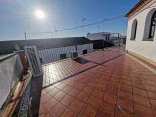 Pis a Sanlúcar la Mayor. Ocasión!!! gran piso de 4 dormitorios con espectacular terraza!!