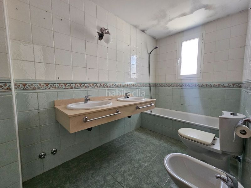 Foto 04fe7f0f-1729-4ae8-9af2-69d20c70146c. Casa aparellada amb xemeneia aparcament piscina a Umbrete