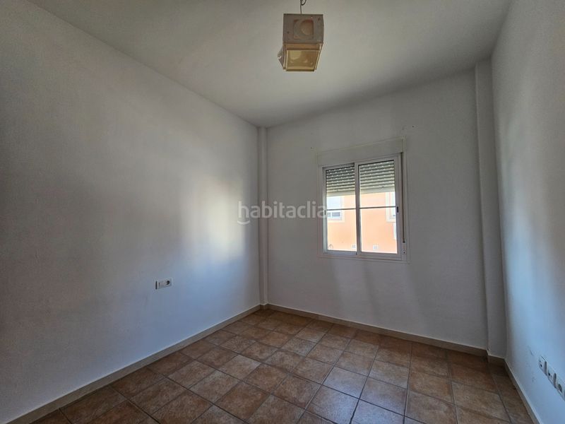 Foto c4c996f4-c324-4fbf-9d99-daba4044a01d. Casa aparellada amb xemeneia aparcament piscina a Umbrete