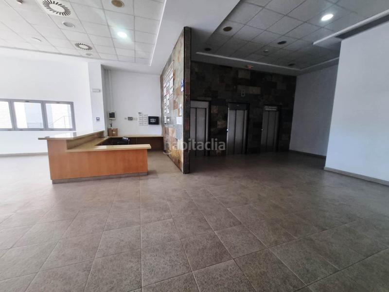 Foto 9e7fa06f-aa42-490d-9670-ceb8ec492449. Ufficio in Avenida Juan Diego Bormujos