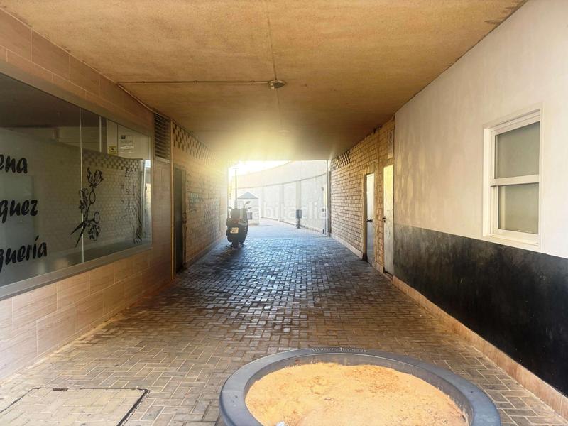 Foto 76a39cec-c5c6-41fb-a4c6-b76355834903. Local comercial a Gines