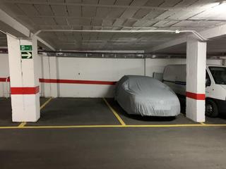 Parking coche en Avenida Juan Diego. Plaza de garaje  bormujos, edificio domo