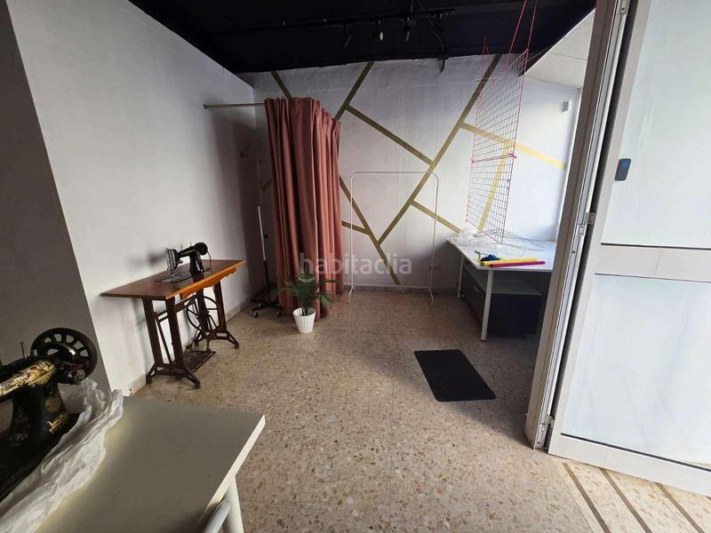 Foto 5df12810-1cc6-4fcd-b79d-0477d6f90c35. Locale commerciale in Centro Bormujos