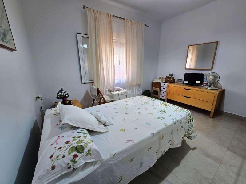 Foto 55b8e624-6cc0-4016-9681-eb02652c7ce1. Casa in Centro Bormujos
